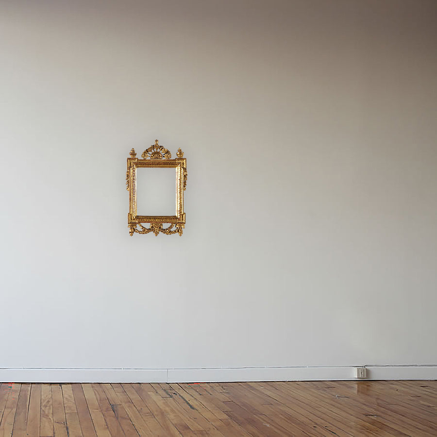 ANTIQUE ITALIAN 18TH CENTURY GILTWOOD FRAME