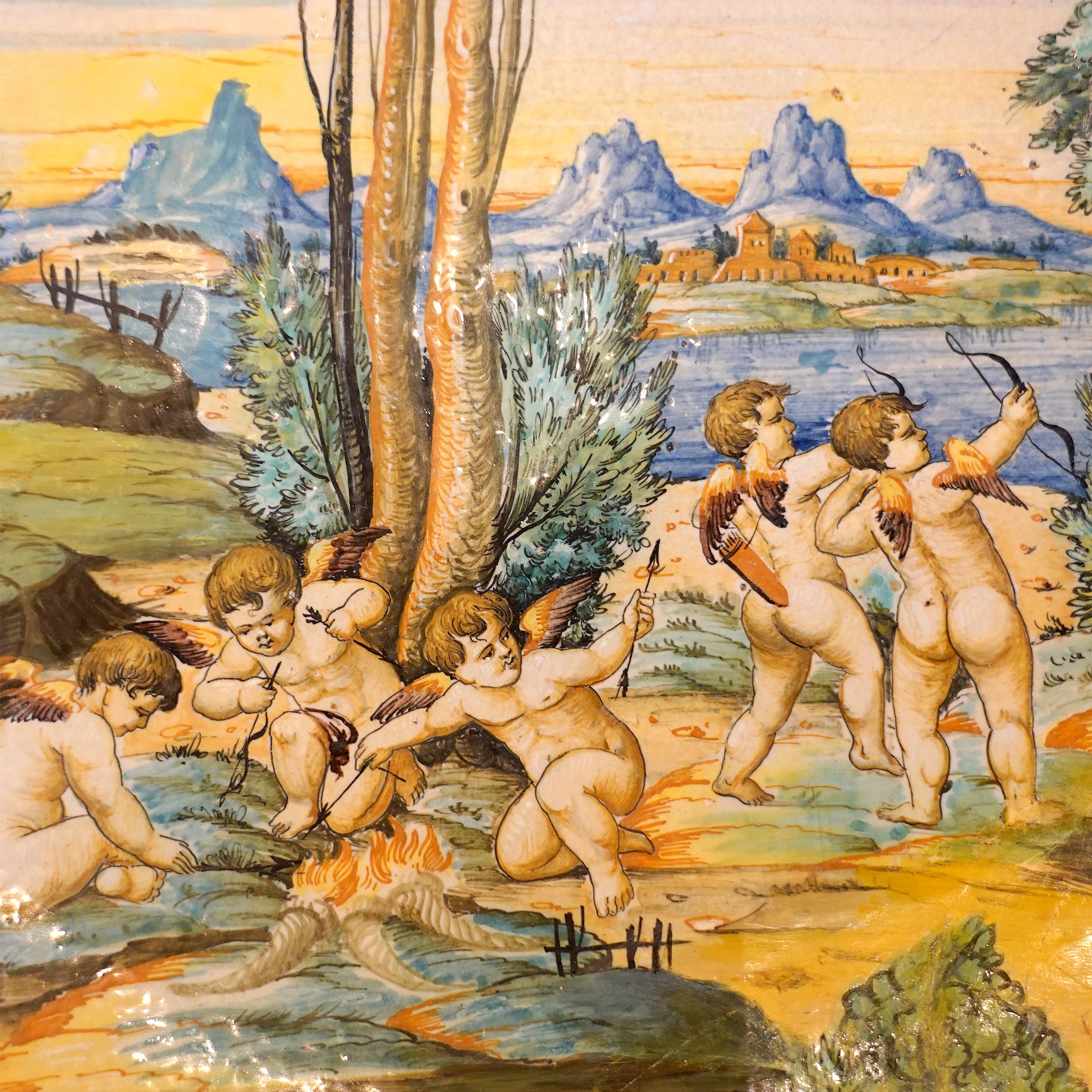 Le-Historique-19th-Century-Italian-Maiolica-Wall-Plate-Cherubim