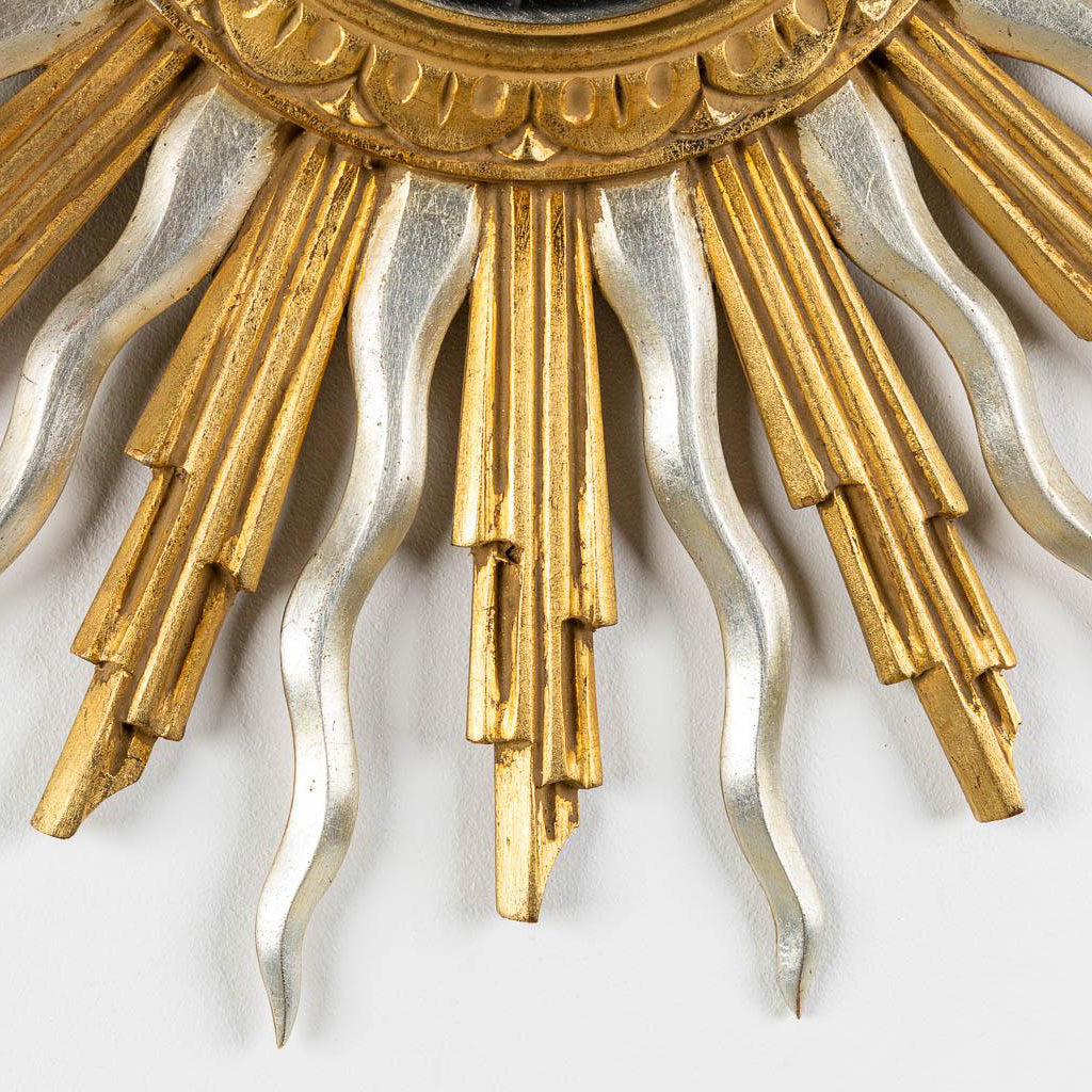 Beautiful Gold and Silver mid-Century Giltwood Vintage Sunburst Mirror
