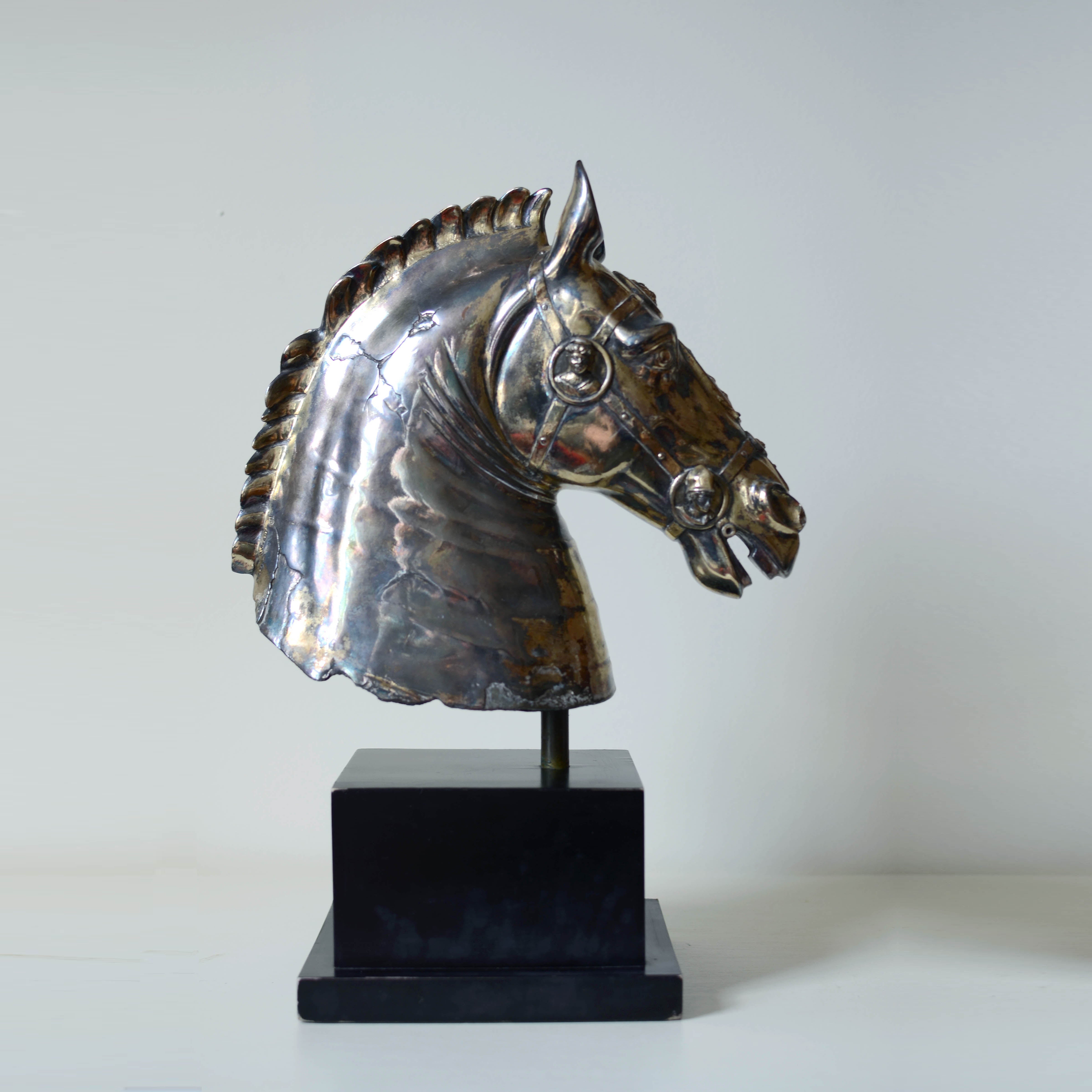 Classical horse bust statue sculpture