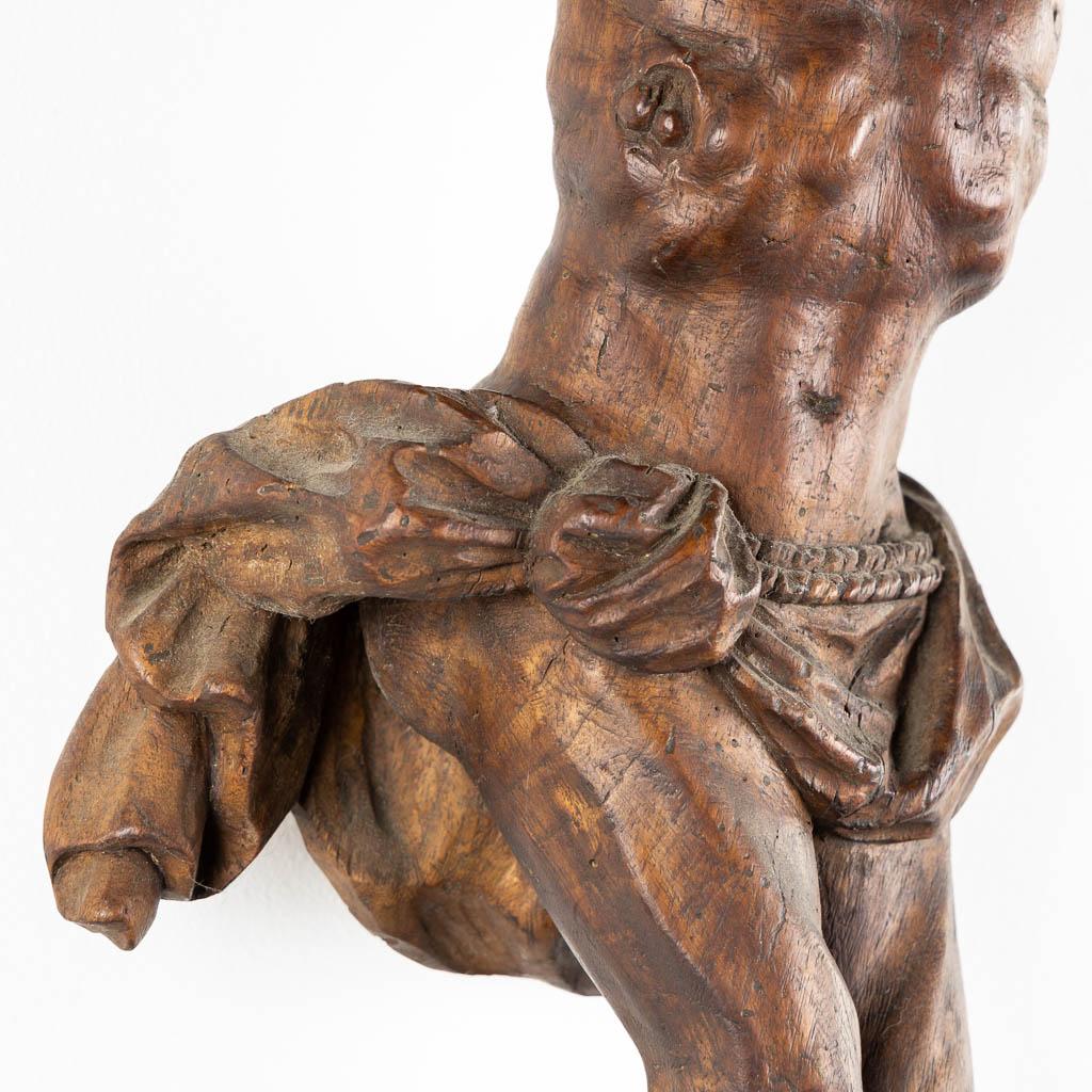 Detailed-Baroque-Wood-Carving-of-Christ-with-Devotional-Patina